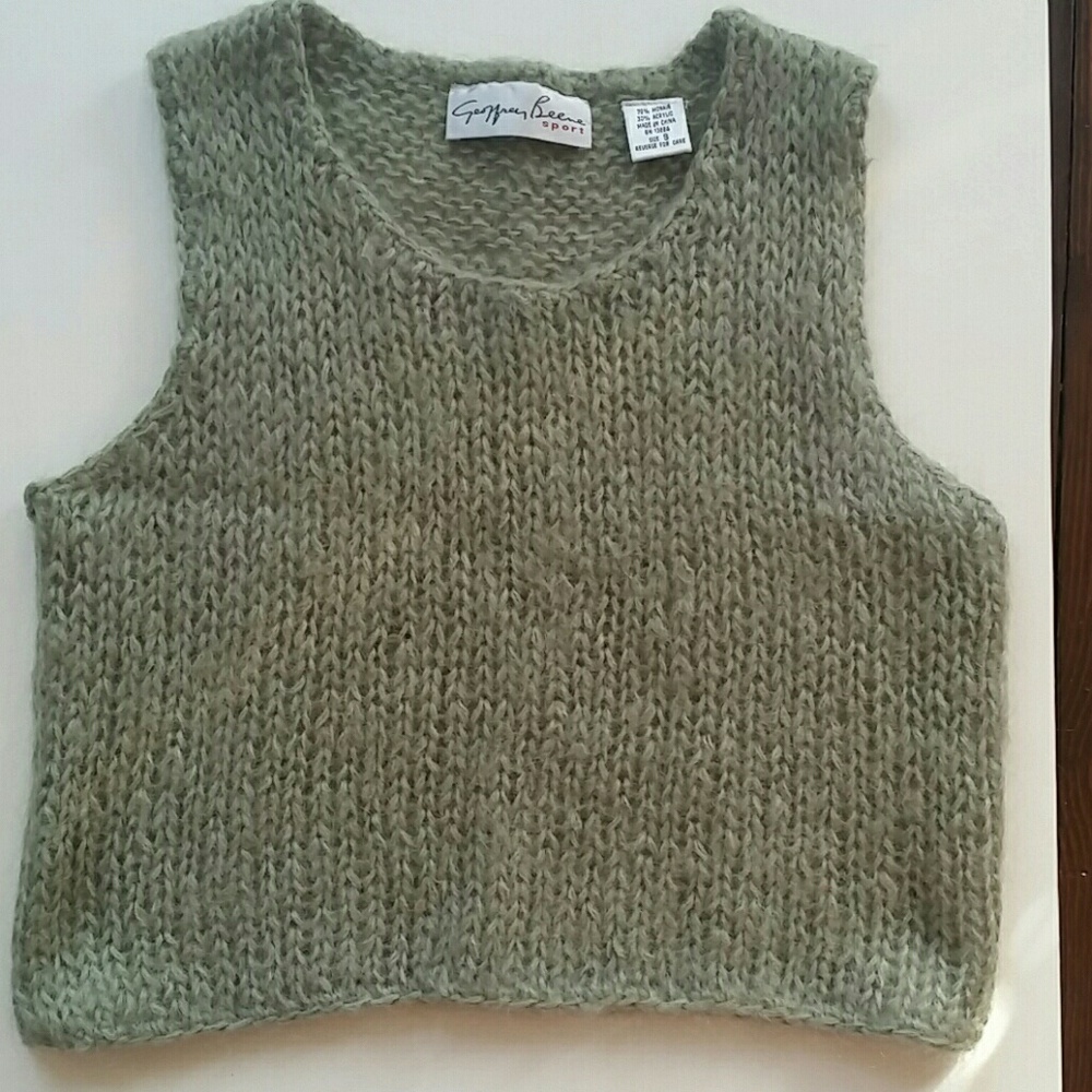 Sleeveless sweater